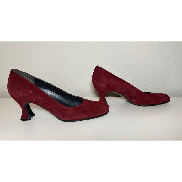 Stuart Weiztman Red Suede Square Toe Heels Pumps Women's Narrow 7.5 N - Picture 4 of 16